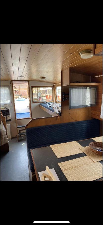 רודניצה נד לבם Zouw Hausboat Zakotven -Pouze Ubytovani מראה חיצוני תמונה